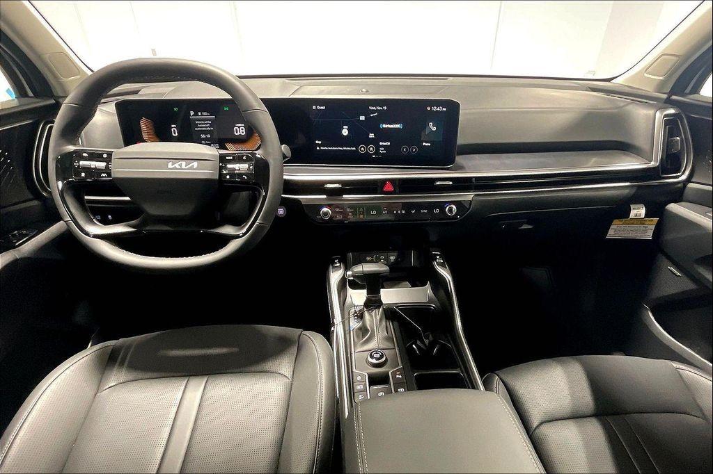 new 2026 Kia Sorento car, priced at $42,730