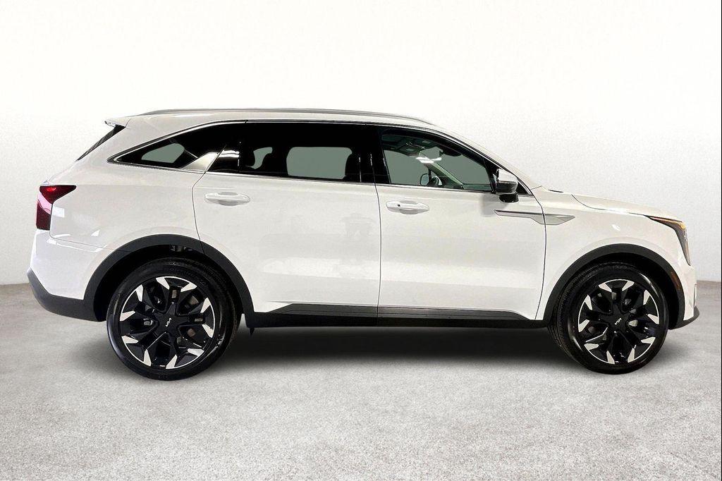 new 2026 Kia Sorento car, priced at $42,730