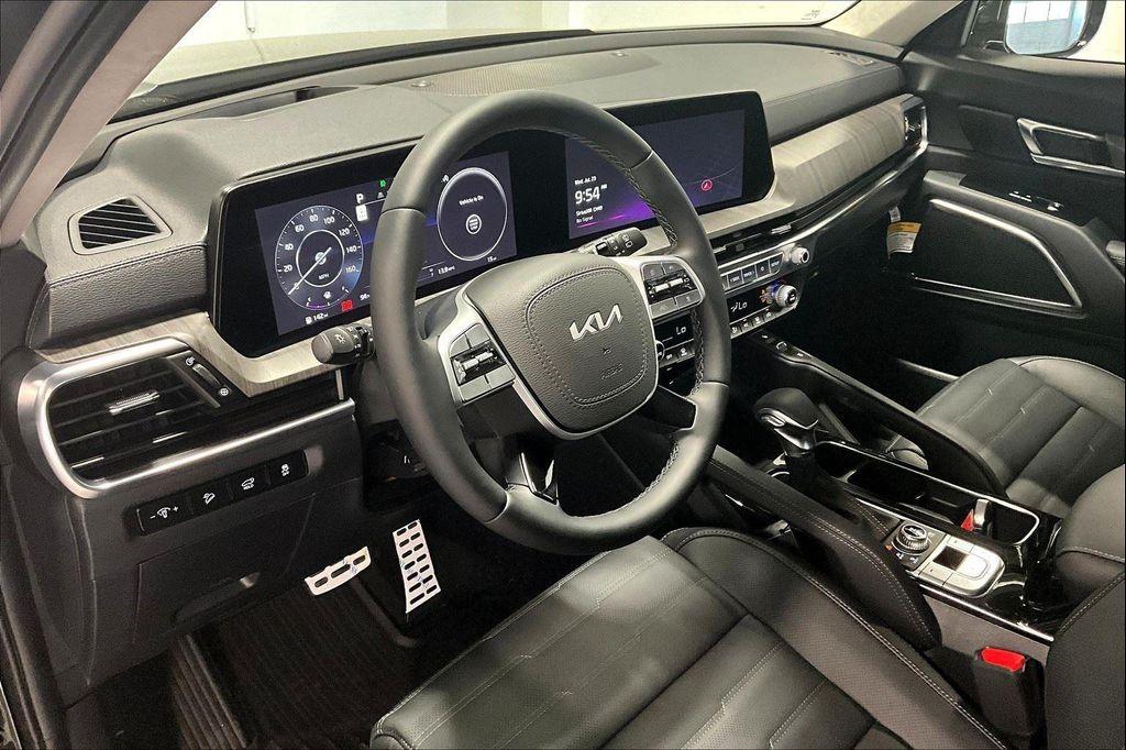new 2025 Kia Telluride car, priced at $53,555