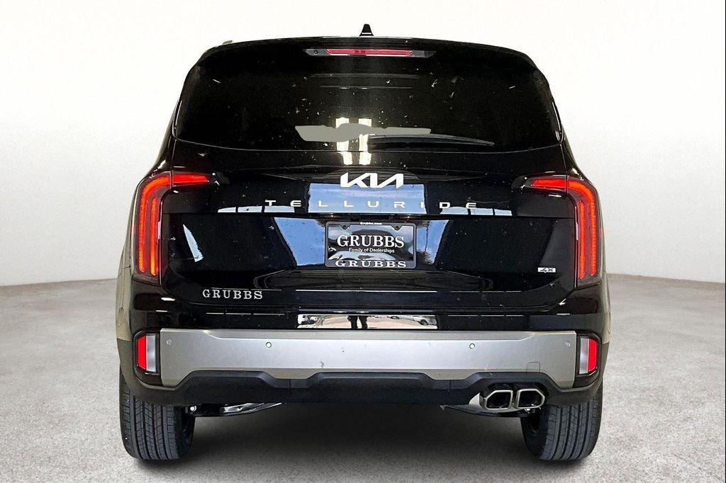 new 2025 Kia Telluride car, priced at $53,555