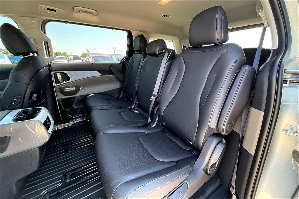 new 2026 Kia Carnival car, priced at $43,385