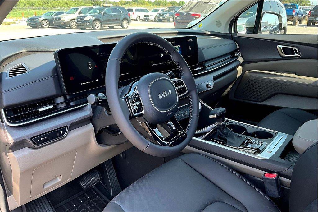 new 2026 Kia Carnival car, priced at $43,385