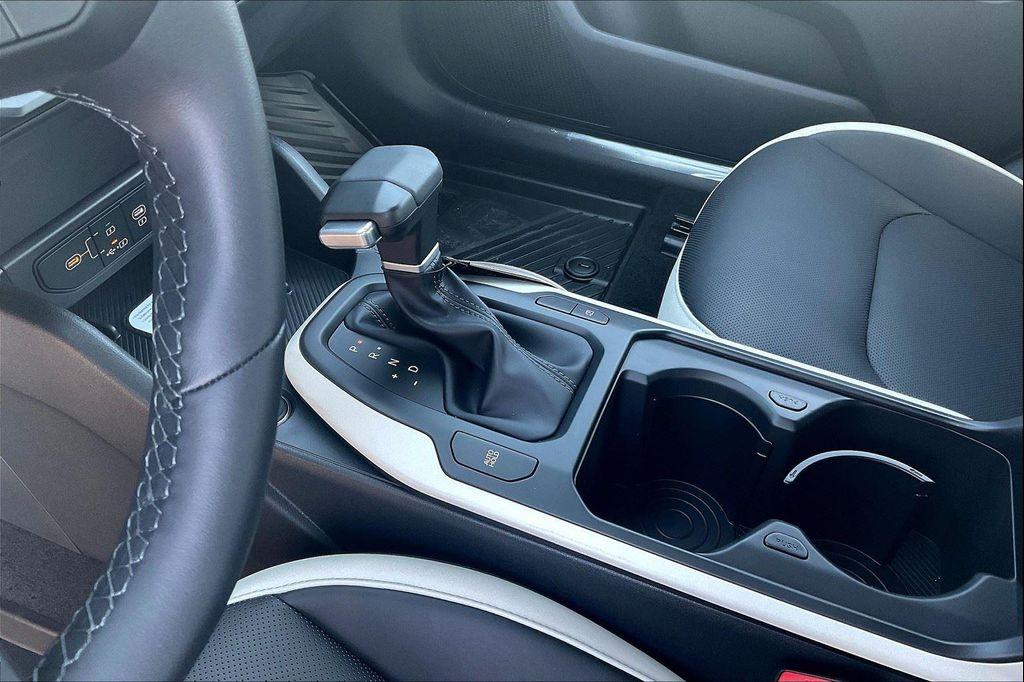 new 2025 Kia K4 car, priced at $29,680