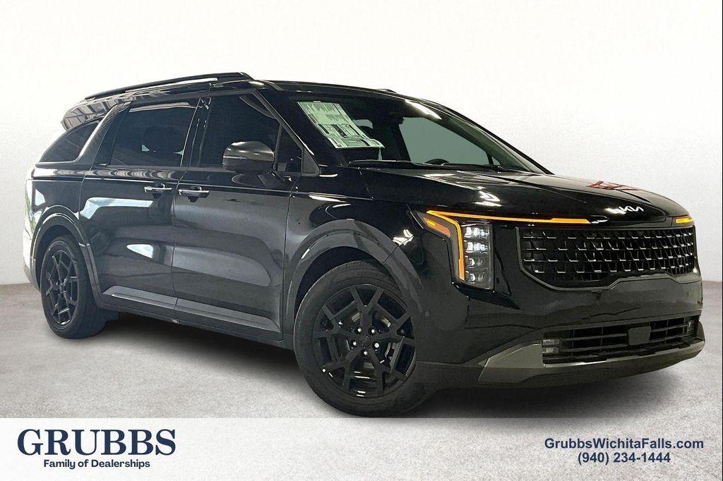 new 2025 Kia Carnival car, priced at $55,625