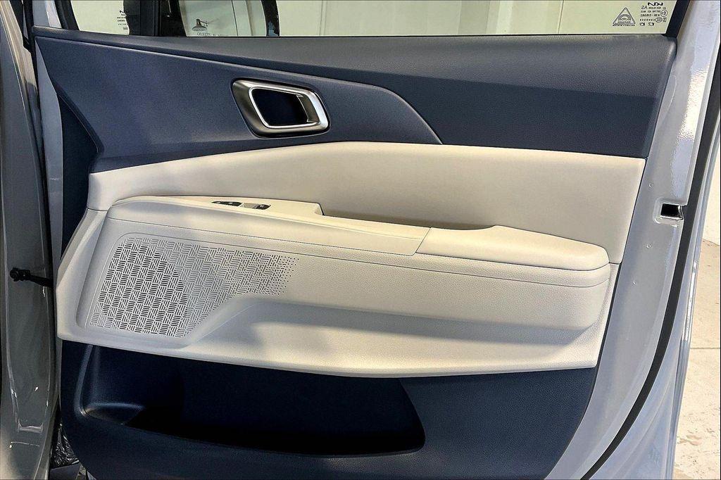 new 2026 Kia Carnival car, priced at $43,415