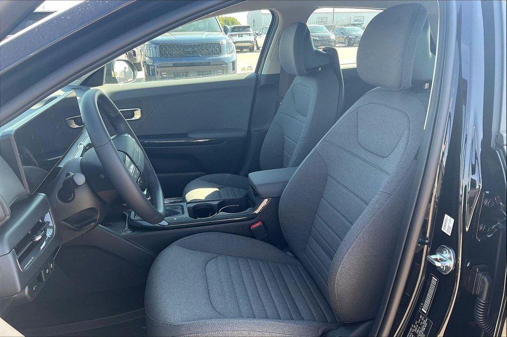 new 2025 Kia K4 car, priced at $25,165