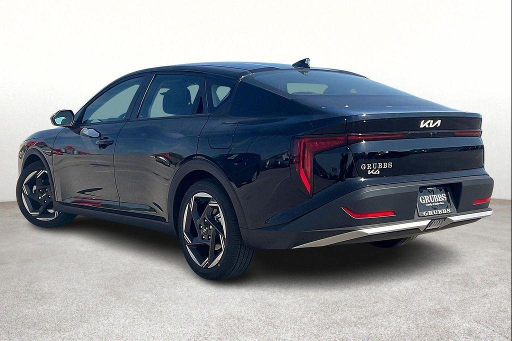 new 2025 Kia K4 car, priced at $25,165