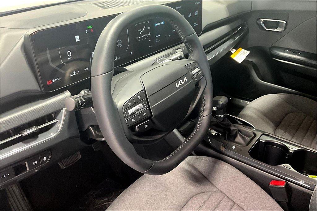 new 2025 Kia K4 car, priced at $25,660