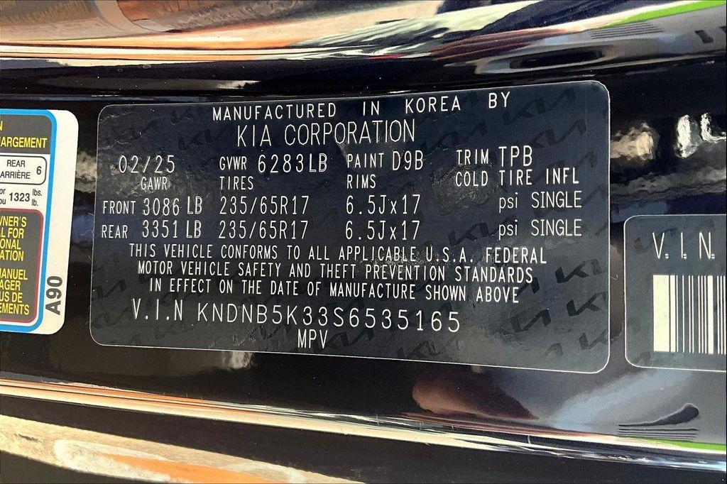 new 2025 Kia Carnival car, priced at $40,500