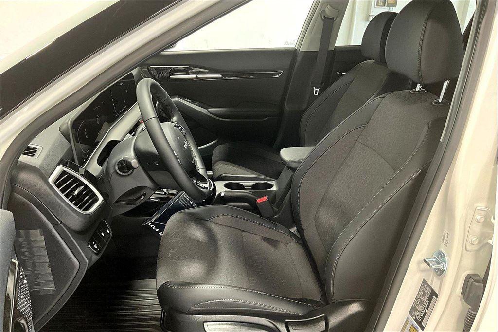 new 2026 Kia Seltos car, priced at $27,370