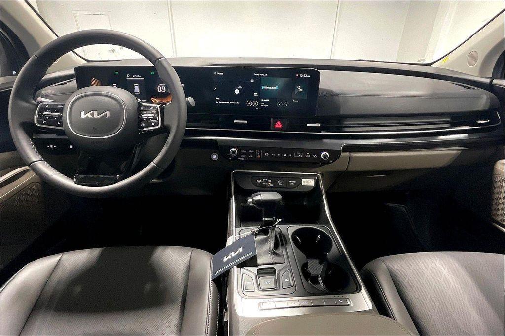 new 2026 Kia Carnival car, priced at $40,485