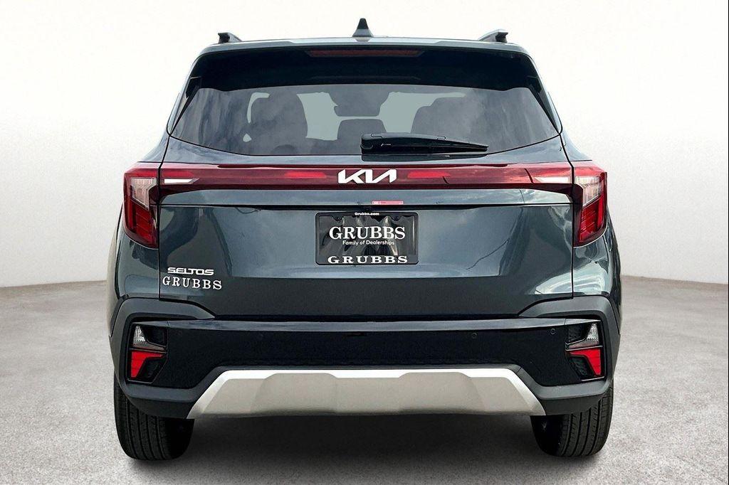 new 2026 Kia Seltos car, priced at $28,775