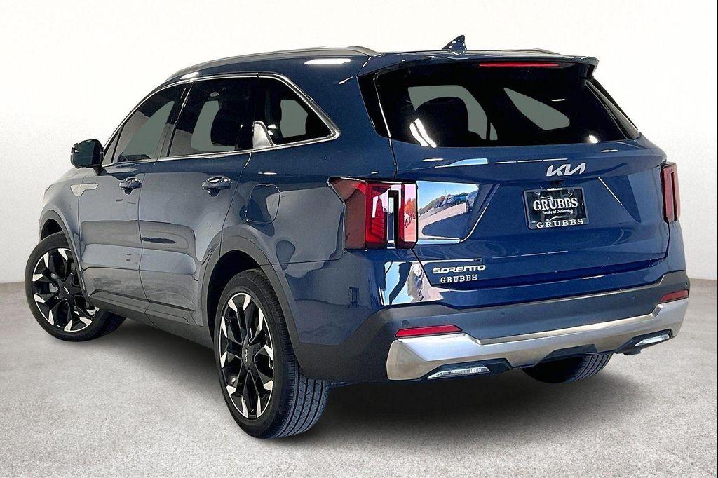 new 2025 Kia Sorento car, priced at $44,295