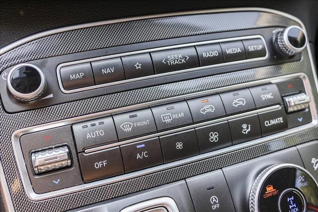 used 2023 Hyundai Santa Fe car, priced at $22,493