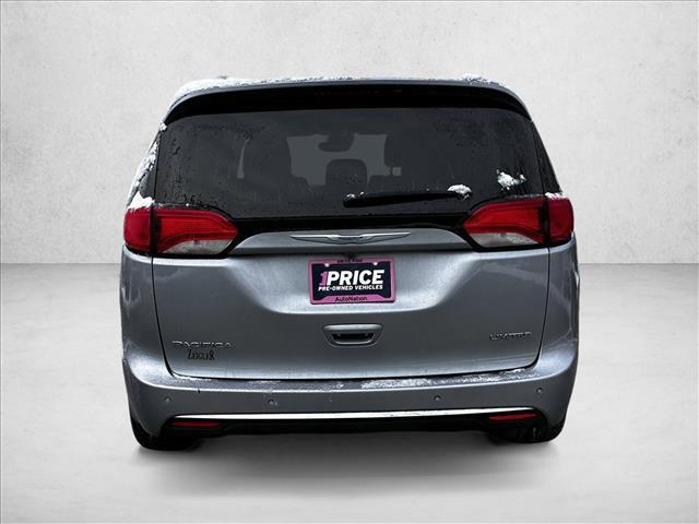 used 2017 Chrysler Pacifica car, priced at $15,995