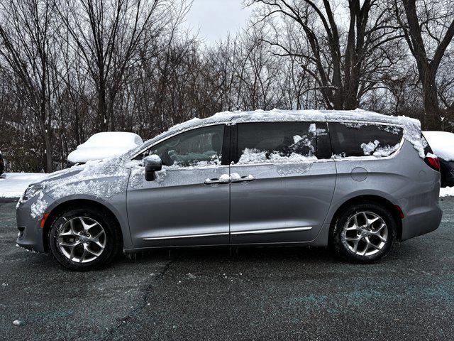 used 2017 Chrysler Pacifica car, priced at $15,995