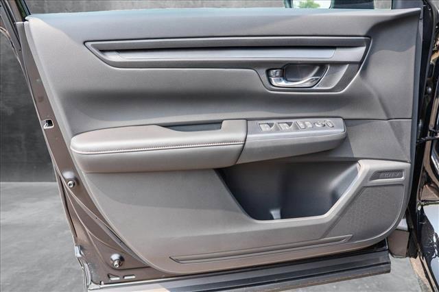 new 2026 Honda CR-V Hybrid car, priced at $37,280