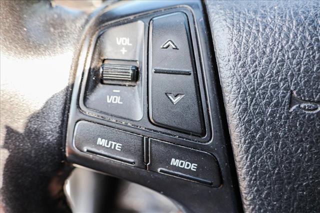 used 2014 Kia Sorento car, priced at $7,999