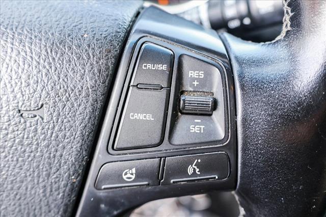 used 2014 Kia Sorento car, priced at $7,999