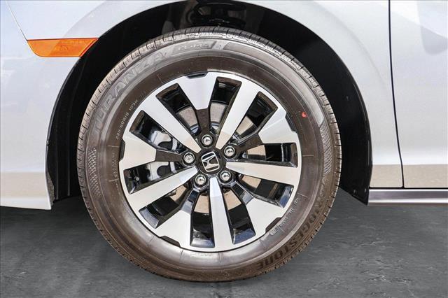new 2025 Honda Odyssey car, priced at $41,302