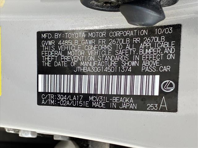 used 2004 Lexus ES 330 car, priced at $9,501
