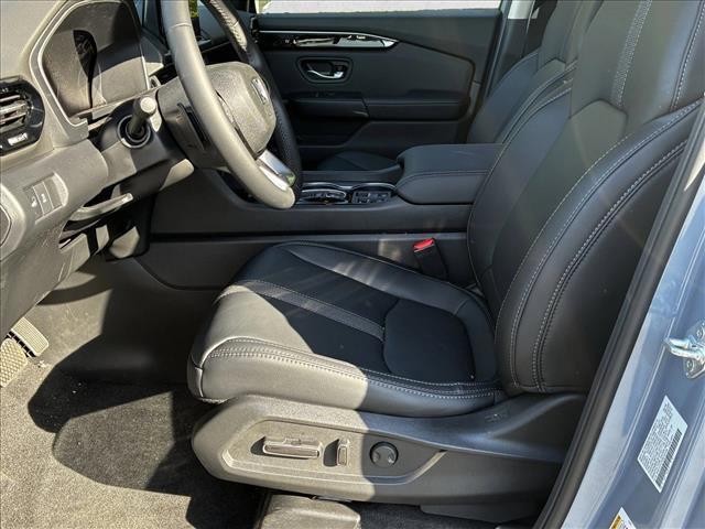 used 2025 Honda Pilot car, priced at $46,990