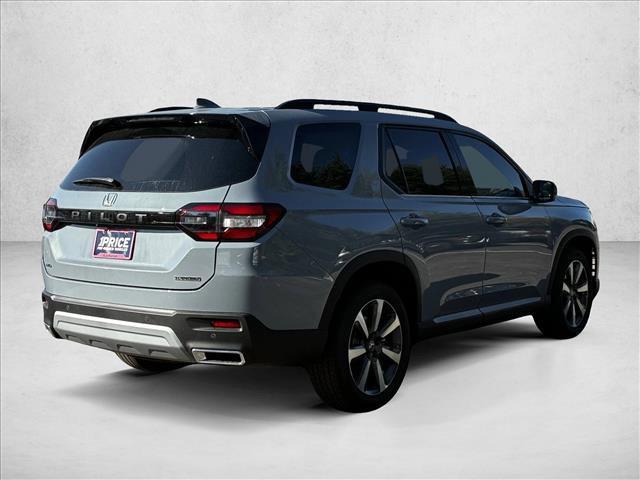 used 2025 Honda Pilot car, priced at $46,990