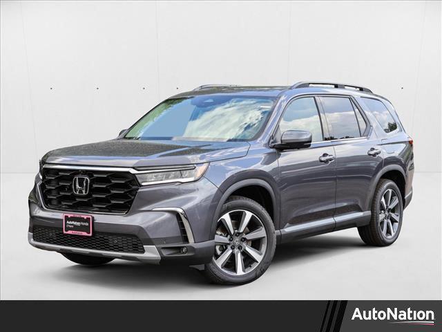 new 2025 Honda Pilot car, priced at $50,677