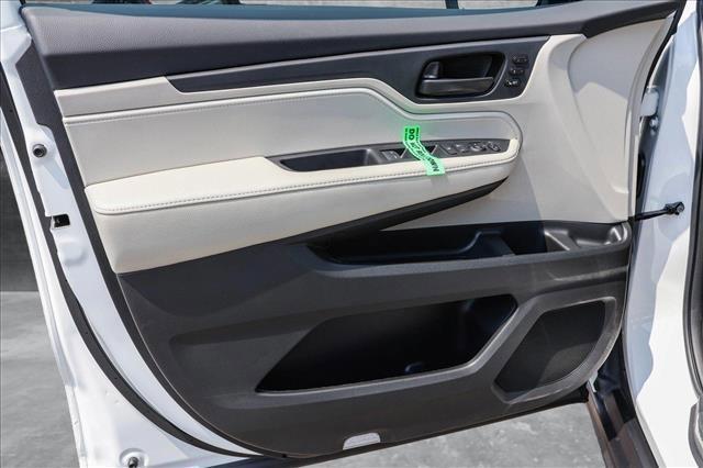 new 2025 Honda Odyssey car, priced at $41,729