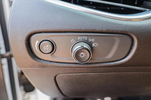 used 2016 Chevrolet Malibu car, priced at $10,536