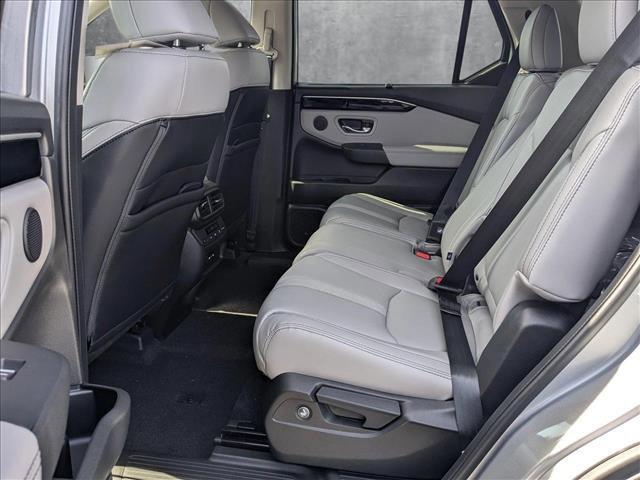 new 2025 Honda Pilot car, priced at $45,907