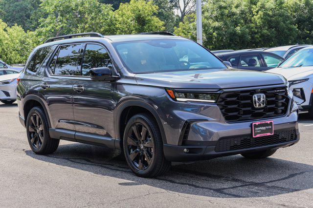 new 2025 Honda Pilot car, priced at $51,554