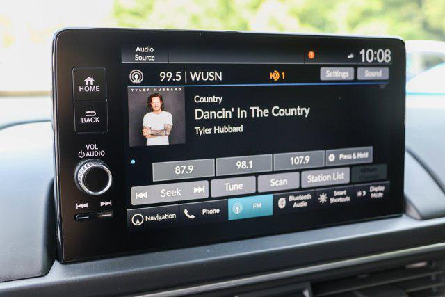 new 2025 Honda Pilot car, priced at $51,554