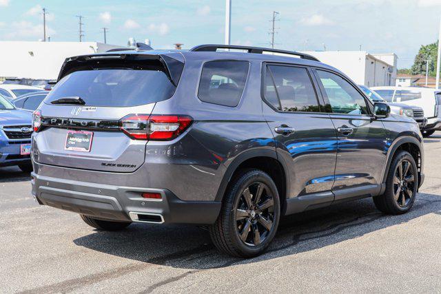 new 2025 Honda Pilot car, priced at $51,554