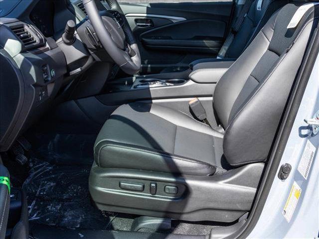 new 2025 Honda Ridgeline car, priced at $43,600