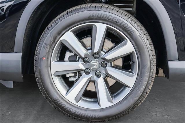 new 2025 Honda Pilot car, priced at $50,677