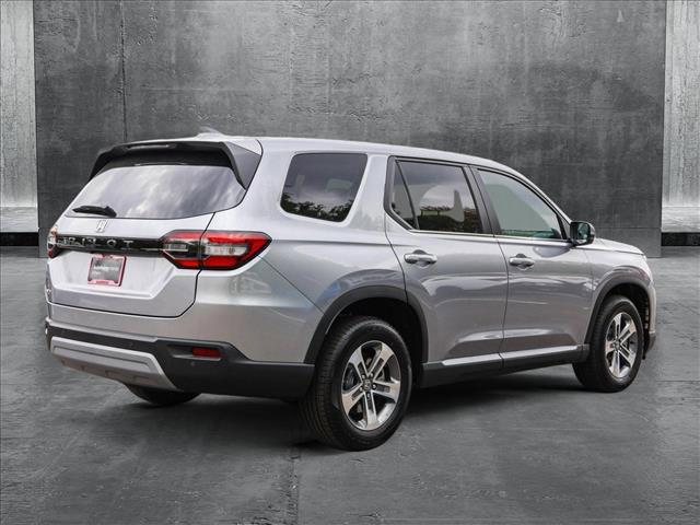 new 2025 Honda Pilot car, priced at $44,223