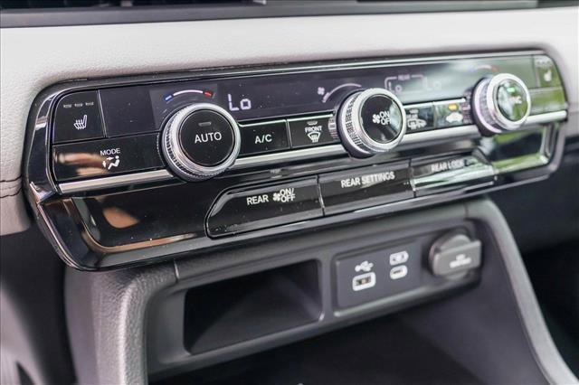 new 2025 Honda Pilot car, priced at $44,223