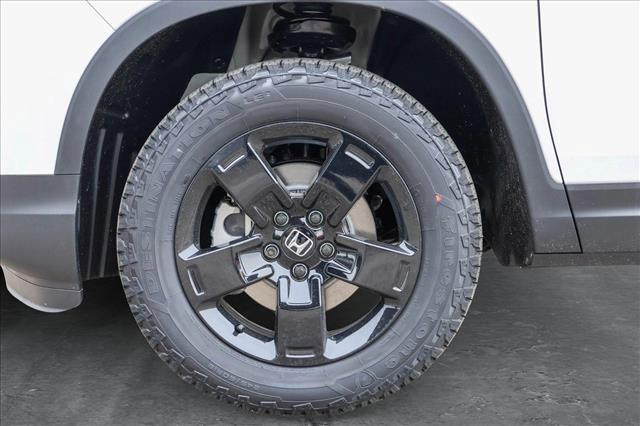 new 2025 Honda Ridgeline car, priced at $45,253