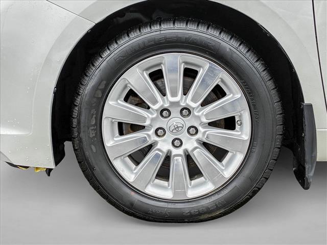 used 2016 Toyota Sienna car, priced at $16,797
