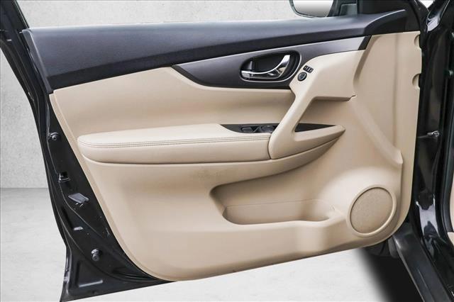 used 2015 Nissan Rogue car, priced at $9,999