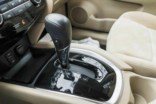 used 2015 Nissan Rogue car, priced at $9,999