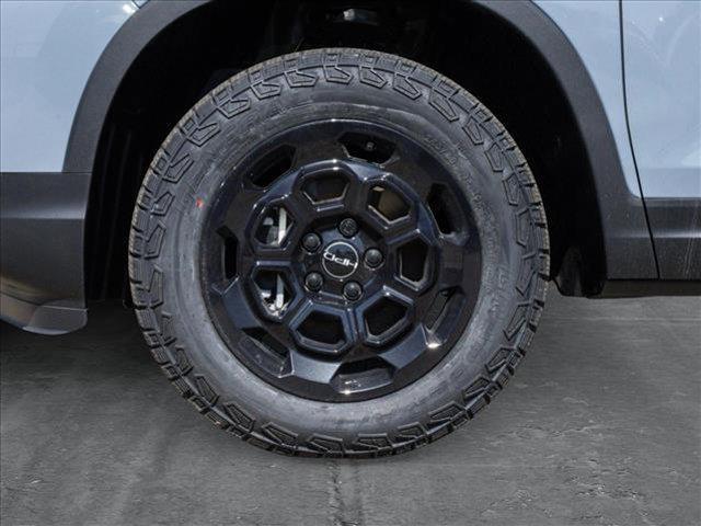 new 2025 Honda Ridgeline car, priced at $43,600