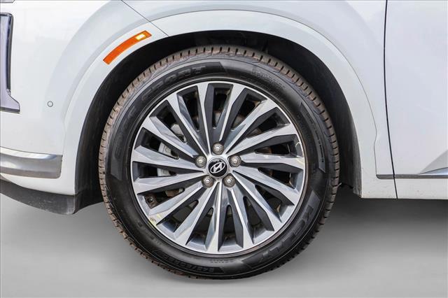 used 2024 Hyundai Palisade car, priced at $36,237