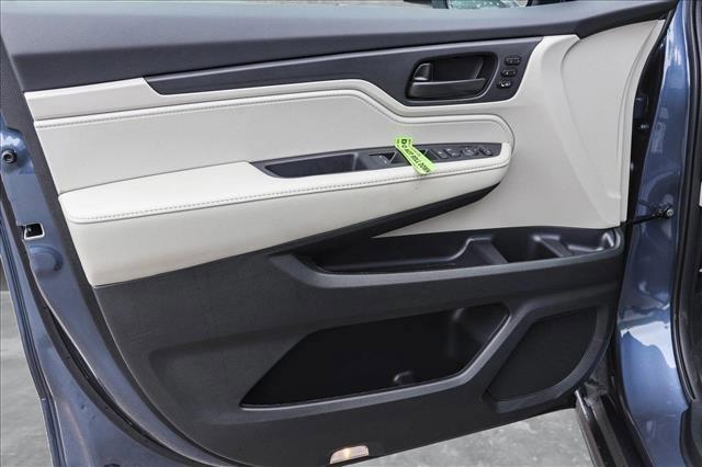 new 2025 Honda Odyssey car, priced at $41,302