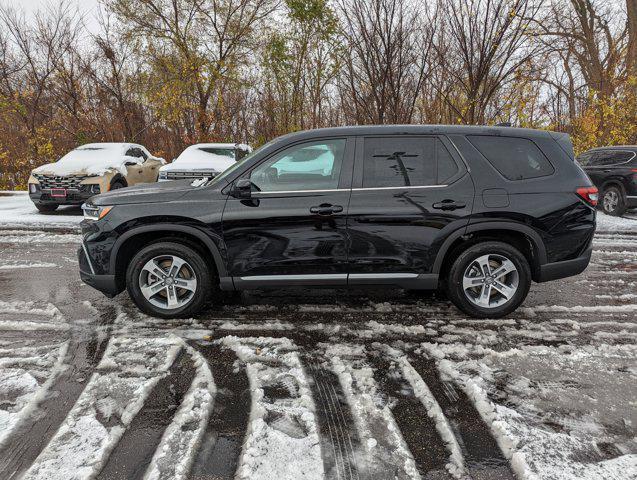 new 2025 Honda Pilot car, priced at $44,168