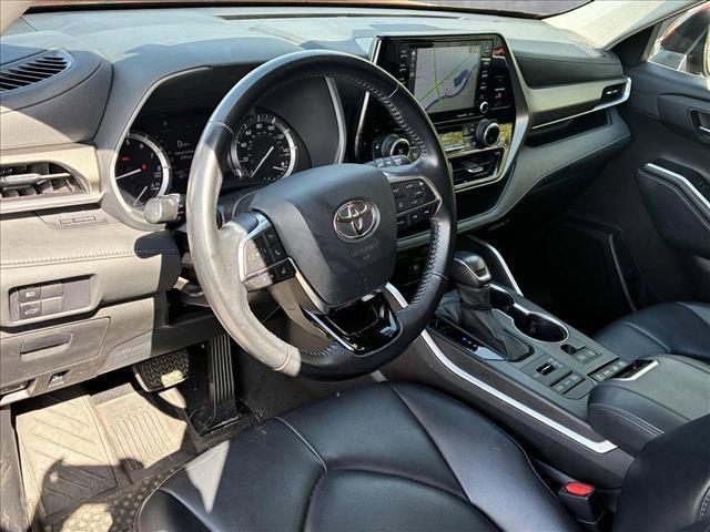 used 2021 Toyota Highlander car, priced at $28,498