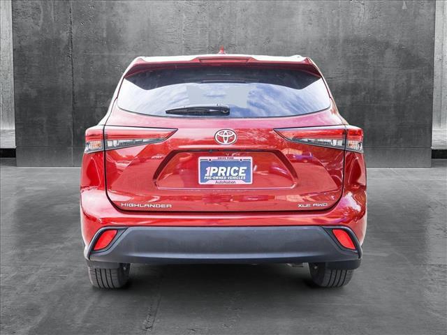 used 2021 Toyota Highlander car, priced at $26,996