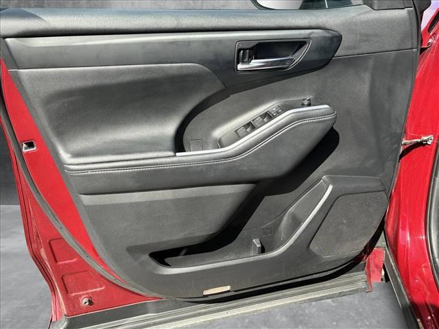 used 2021 Toyota Highlander car, priced at $28,498