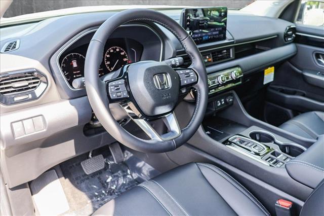 new 2025 Honda Pilot car, priced at $50,031